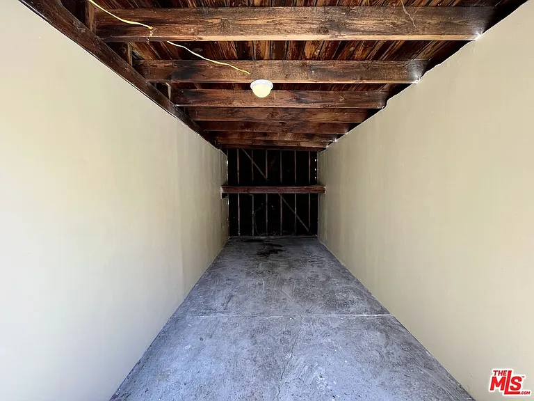 1807 S Redondo Blvd #LOWER — Photo 22