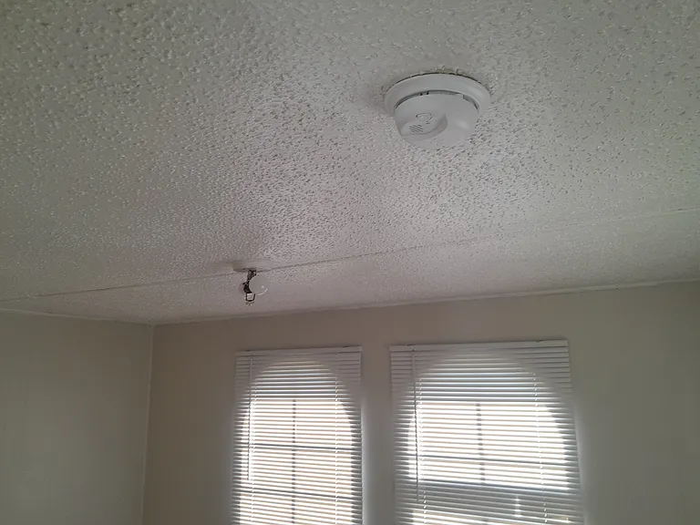 7335 Grand Prairie Hwy #3 — Photo 40