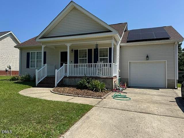 1st image of 211 Courtland Dr