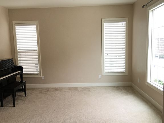 4th image of 1409 Monicas Garden Pl