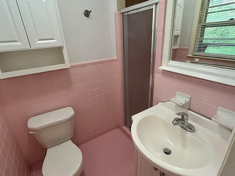 1607 Chapman Ave NE — Photo 16
