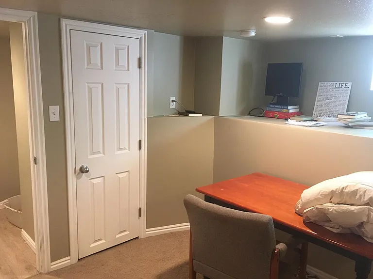 1382 S Green St — Photo 38