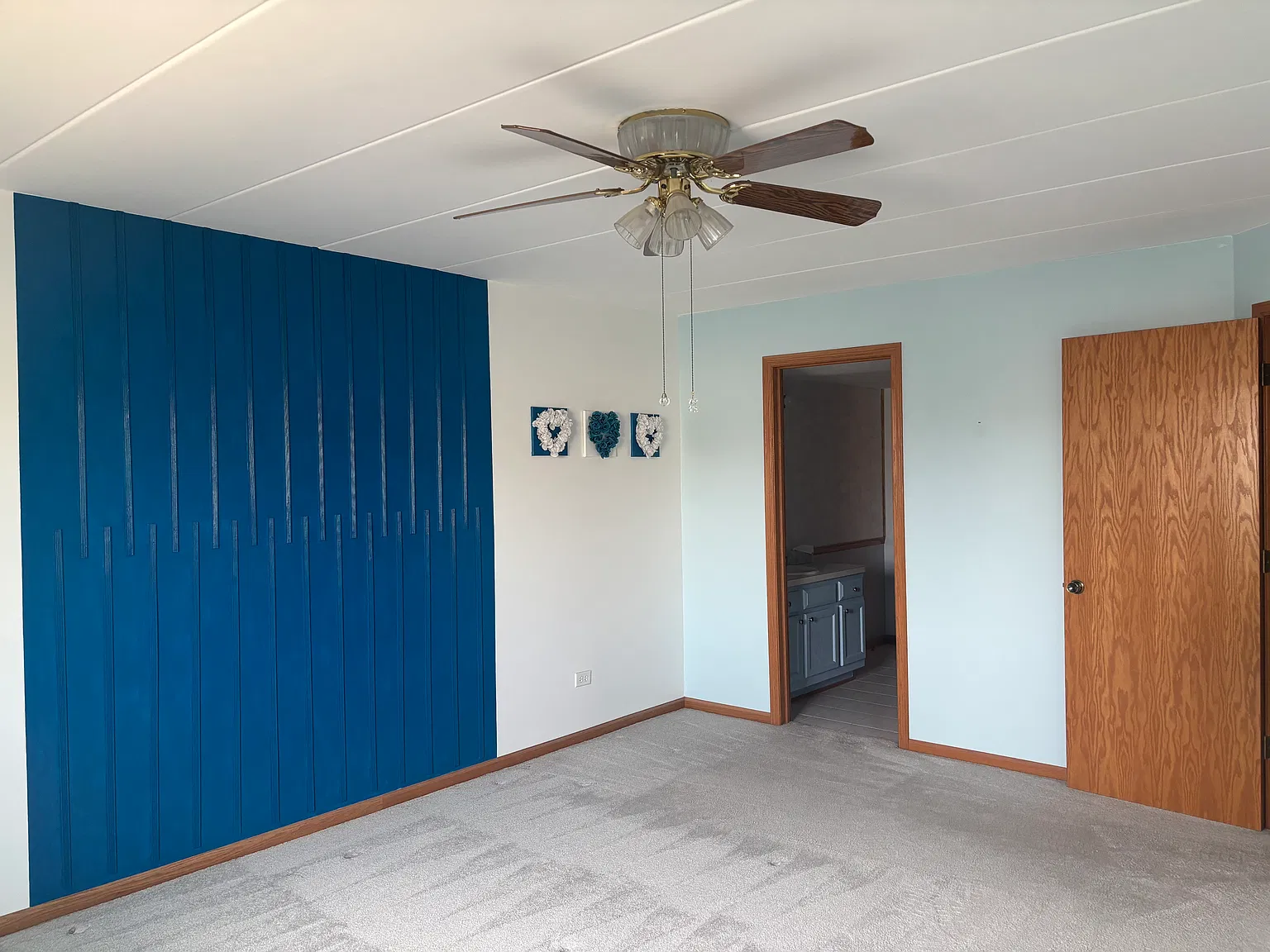 2 bed, 1200 sqft, $2,200 — Photo 2