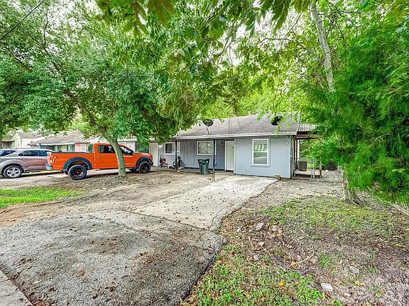 2nd image of 5418 Pine Ave