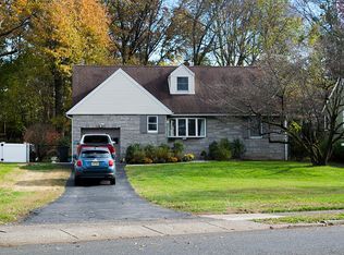 329 Doremus Ave, Glen Rock, NJ 07452