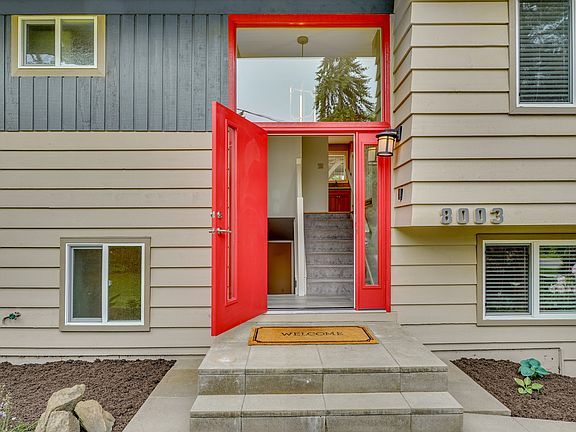 2nd image of 8003 NE 128th St