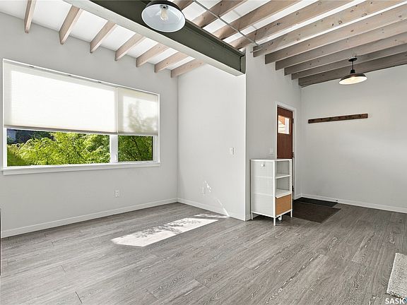 4th image of 313 D Avenue S #3