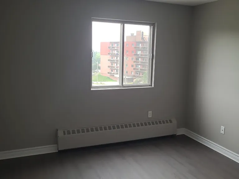 1 Humber Ct — Photo 21
