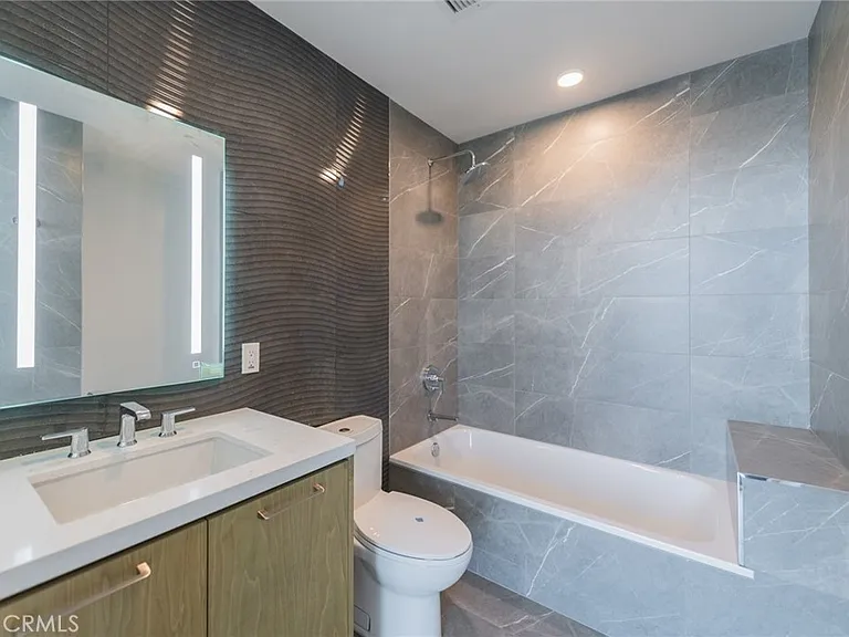 400 S Broadway Ave #1203 — Photo 14
