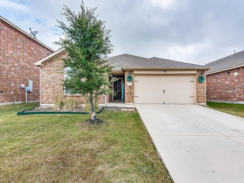 3 bed, 1655 sqft, $1,850 — Photo 1