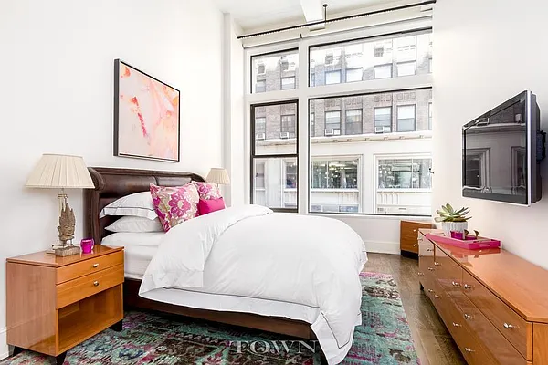 Sold by Town Residential | media 22