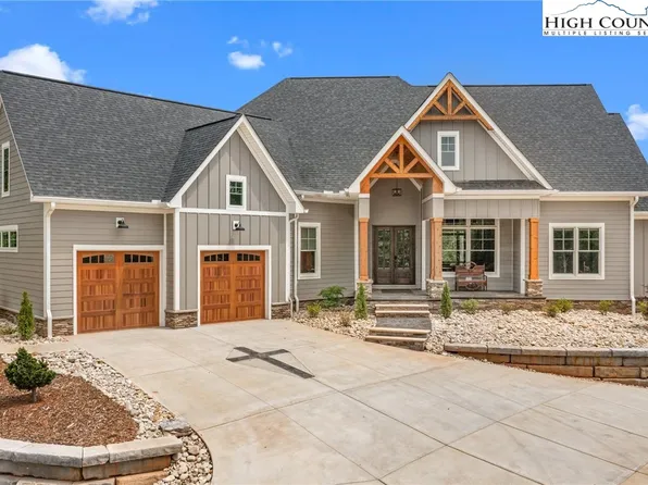 5360 Low Country Road, Lenoir, NC 28645