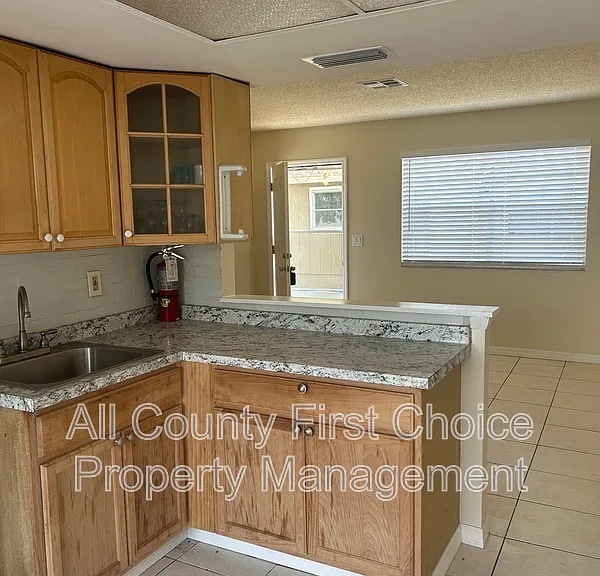 7061 58th St N #C — Photo 2
