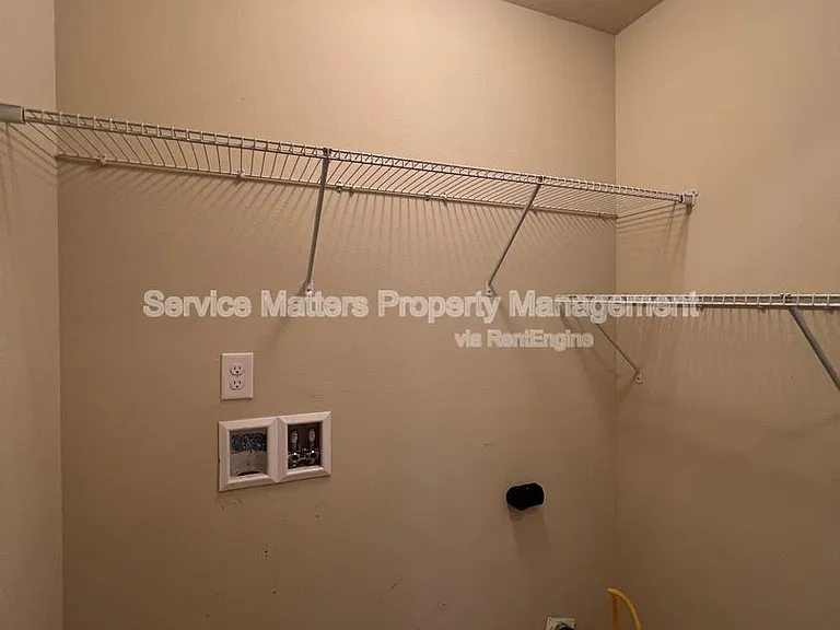4496 Fiske St — Photo 36