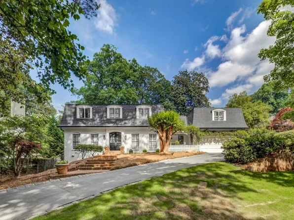 3423 Pinestream Rd NW, Atlanta, GA 30327