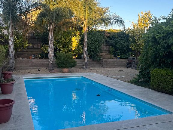 5th image of 1667 Santana Ranch Dr