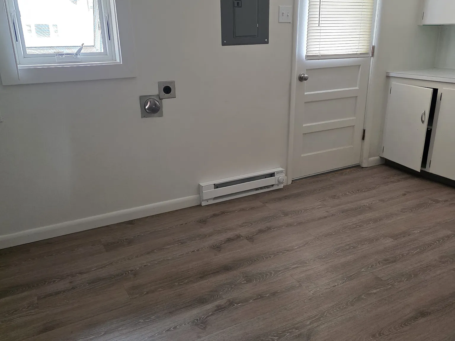 3 bed, 1417 sqft, $2,250 — Photo 4