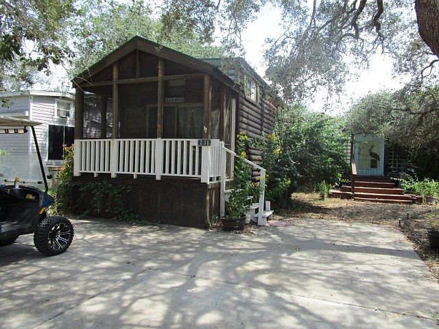 1st image of 236 Lakeside Dr