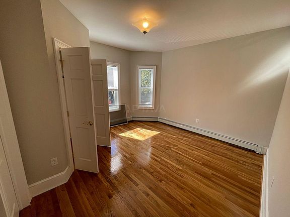 3rd image of 459 Medford St #7