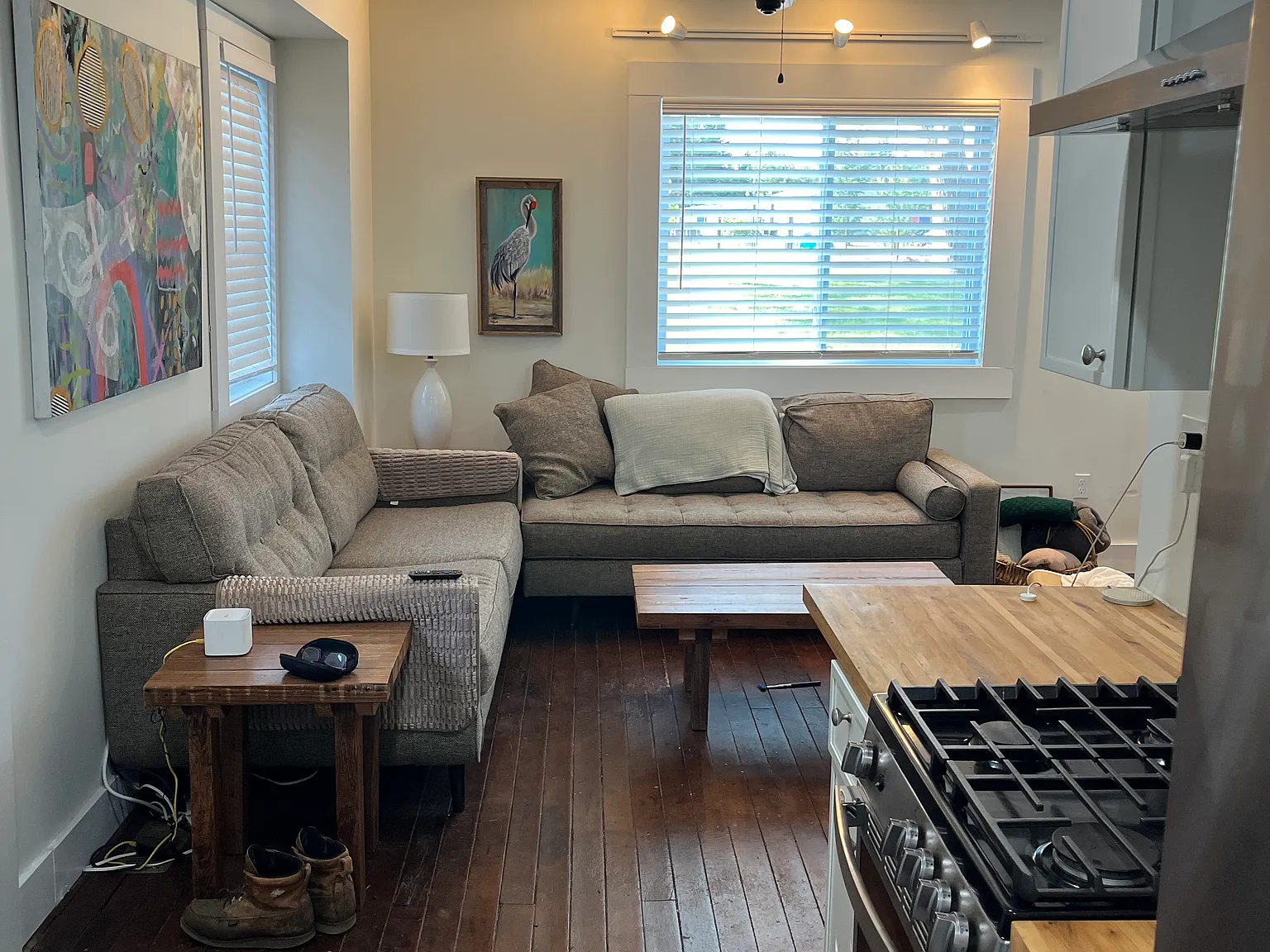 2 bed, 1.5 bath, 800 sqft, $1,400 — Photo 3