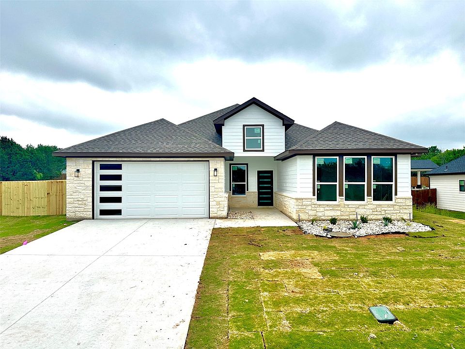 1st image of 2503 Christine Dr