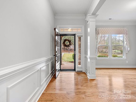 3rd image of 4104 Granite Cir