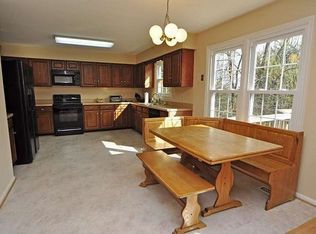 405 Drew Ct, Sterling, VA 20165