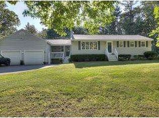 124 Pelham Rd, Salem, NH 03079