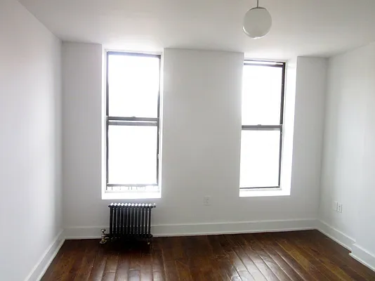 Rented by Bohemia Realty Group | media 26