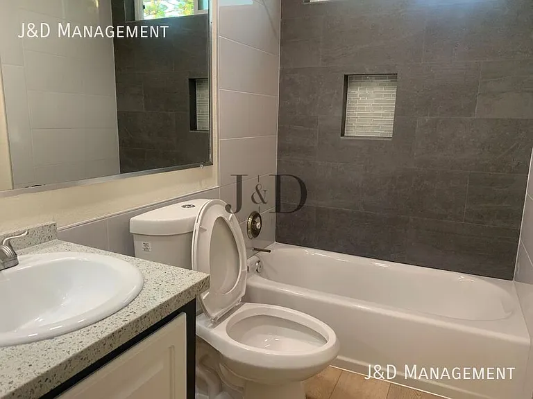 2664 Magnolia Ave #3 — Photo 7