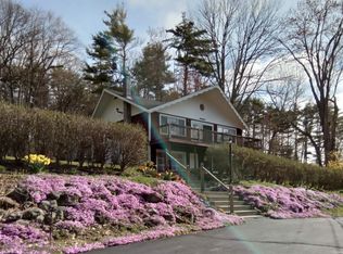 86 Davis Crossing Rd, New Durham, NH 03855