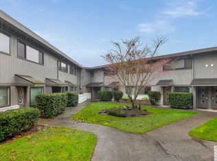 3232 E Madison St #1B-1BA, Seattle, WA 98112