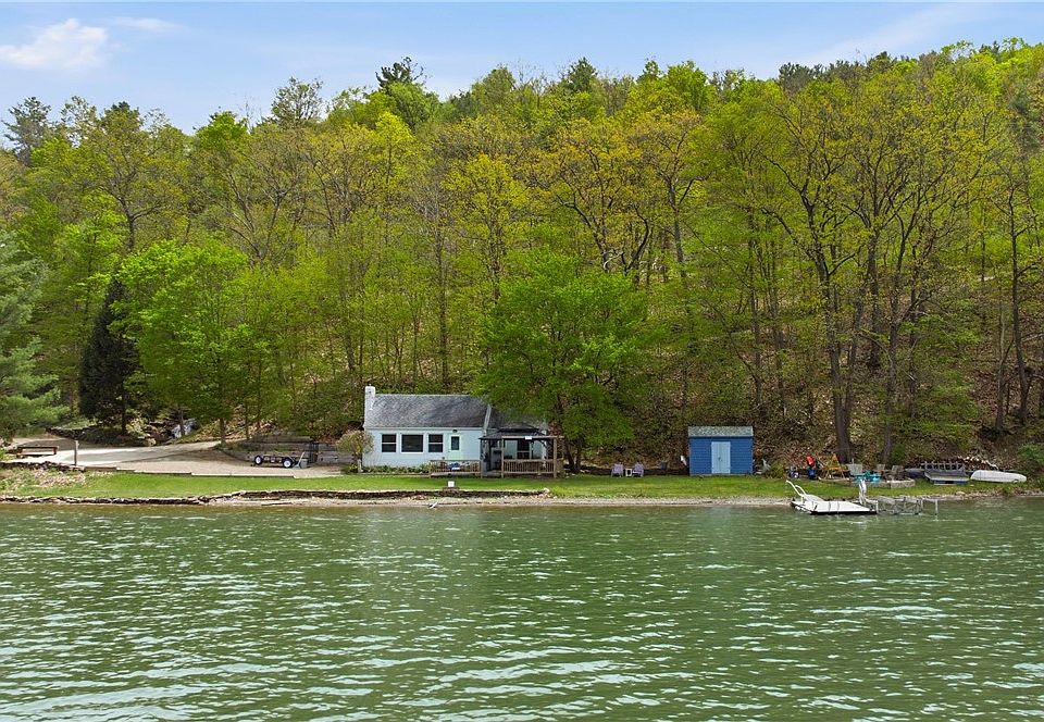 1st image of 8613 S Lake Rd
