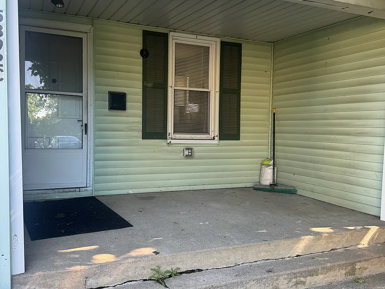 5900 Sullivan Trl #1 — Photo 10