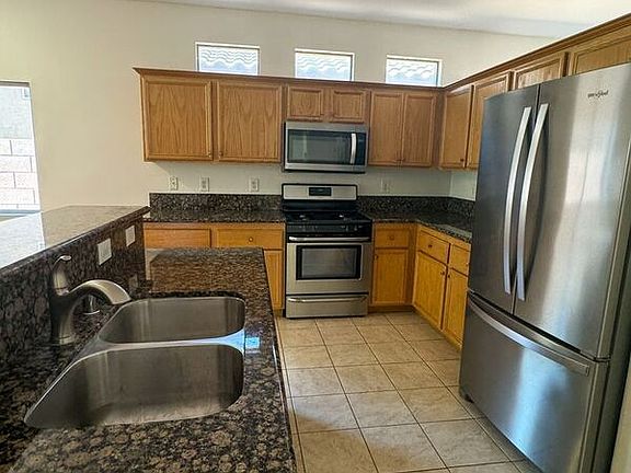 3rd image of 5957 Pavilion Lakes Ave