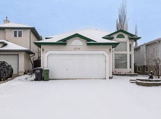 1204 Kane Wynd NW, Edmonton, AB T6L 6T7