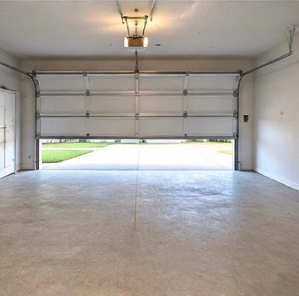 335 Black Opal Dr — Photo 1