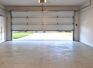 335 Black Opal Dr, Jarrell, TX 76537