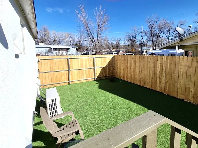 741 Ruth St — Photo 5