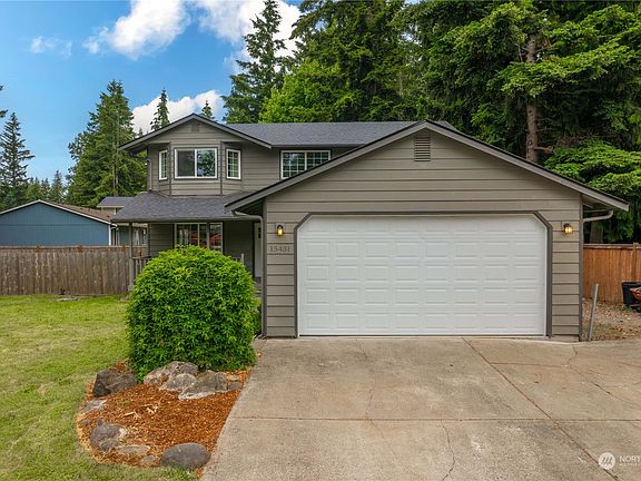 2nd image of 15431 Westshore Drive SE