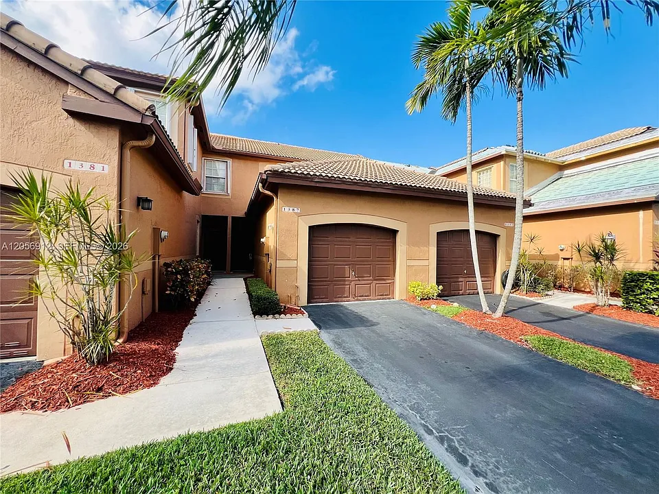 1387 Barcelona Way #3-26