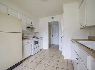 1717 E Lindsey St APT 2, Norman, OK 73071