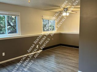 722 Salem St APT C, Rockton, IL 61072