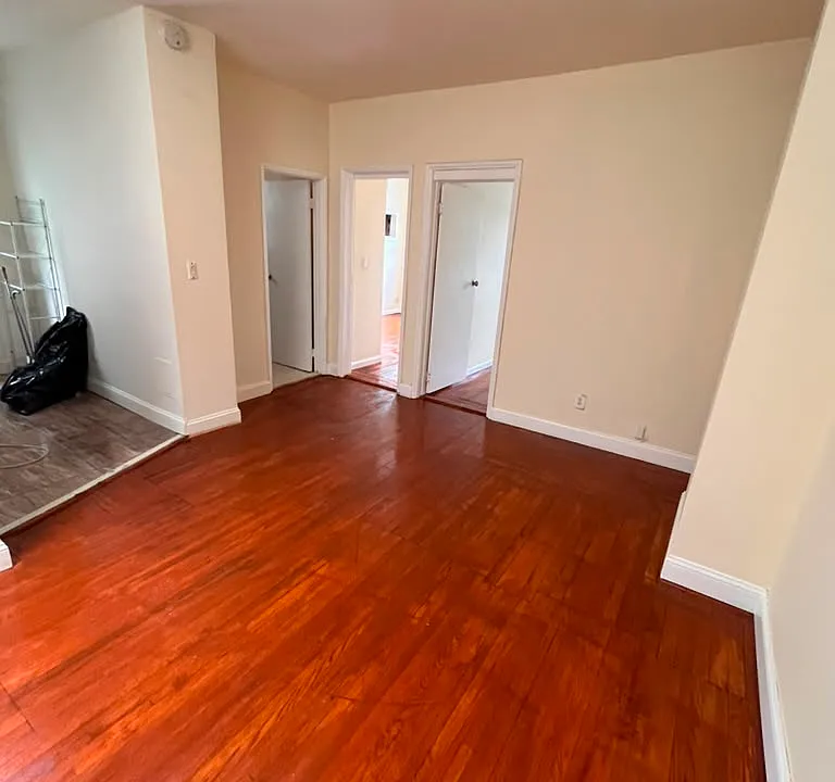 1508 Castle Hill Ave
