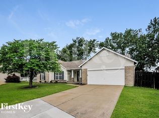 109 Amberway Ct, O'Fallon, MO