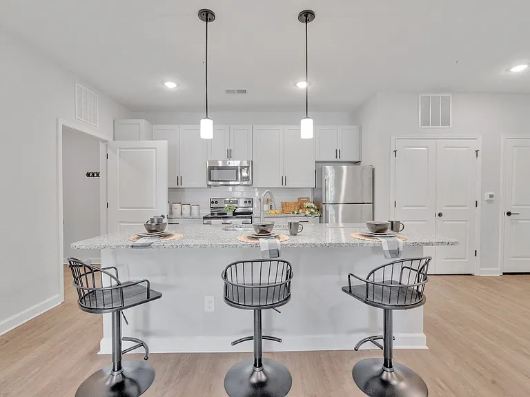 Swiftwater Apartments — Photo 36