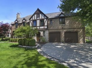 1024 Golfview Rd, Glenview, IL 60025