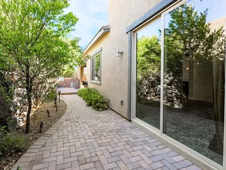 333 Mandarin Hill Ln — Photo 34
