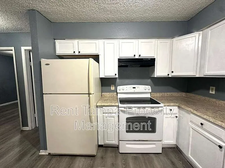 8304 N Mulberry St — Photo 22