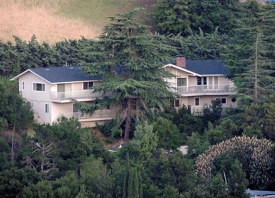 1st image of 21143 Sarahills Dr